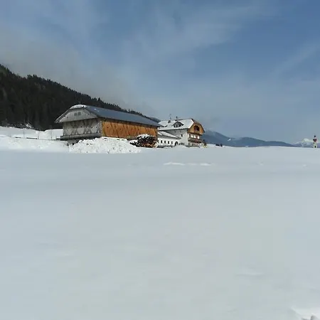 Stauderhof 2*